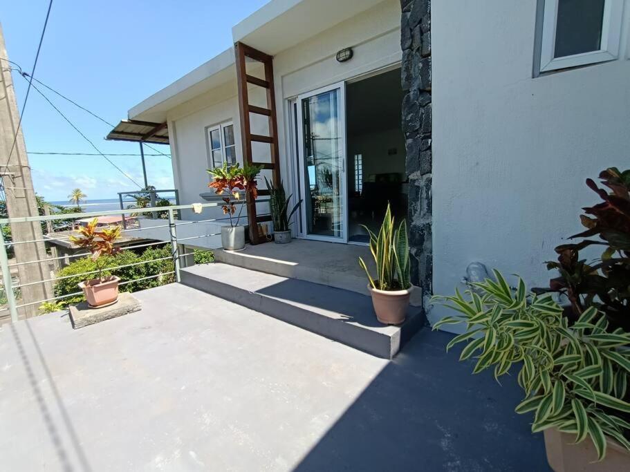 Surf House Holidays Ruisseau Creole Екстер'єр фото