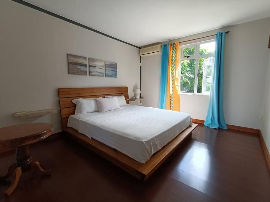 Surf House Holidays Ruisseau Creole Екстер'єр фото